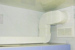 Установка воздуховода для кухонной вытяжки в Отрадном